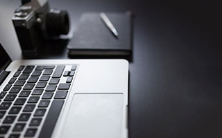 J9-【早报】他说他是乱踢的！他可……能真是乱踢的