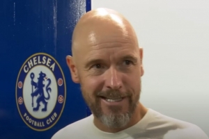 滕哈赫：曼联的事都过去了 我赢得了两座冠军 切尔西能争英超冠军